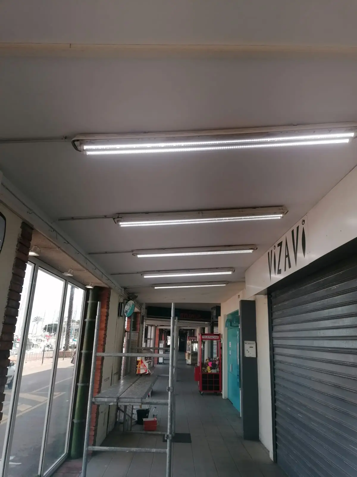 renovation-enseigne-magasin