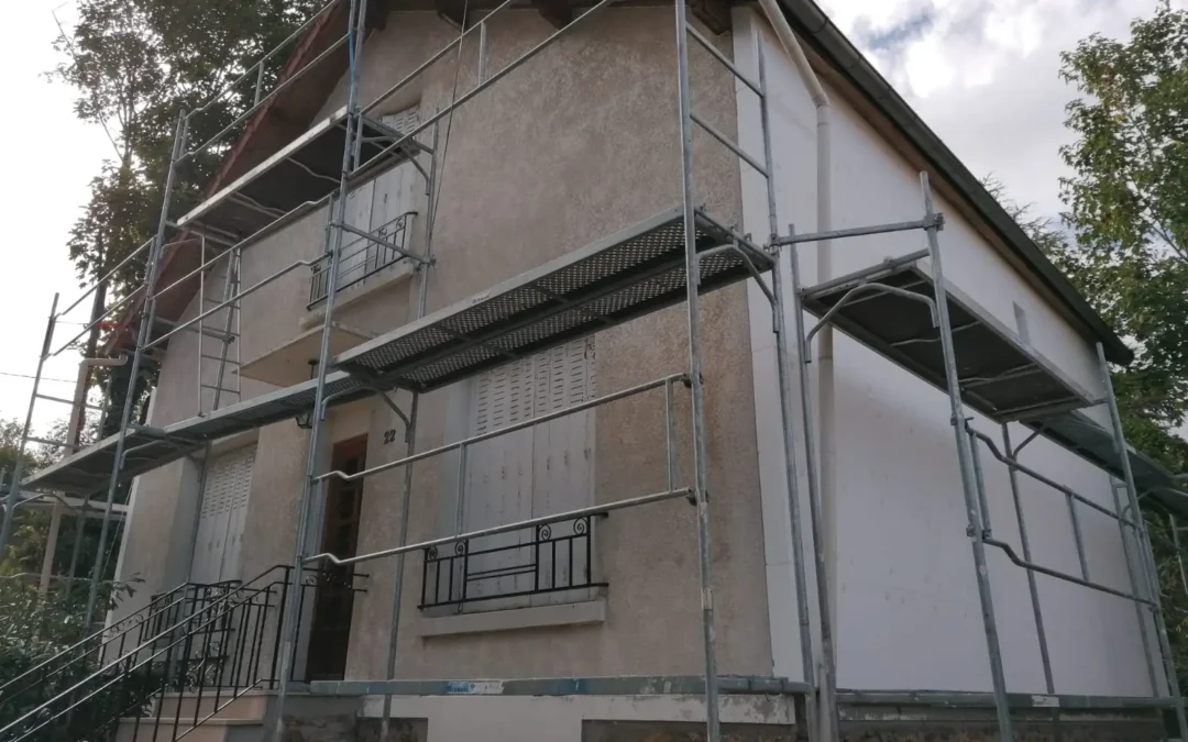 Comment un déversoir d’orage protège la gouttière en cas de fortes pluies à Cabestany ?